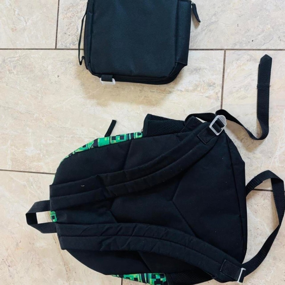 Minecraft Creeper Backpack and Lunchbox Set Green Pixelated Gaming Kids Bag - Picture 3 of 8